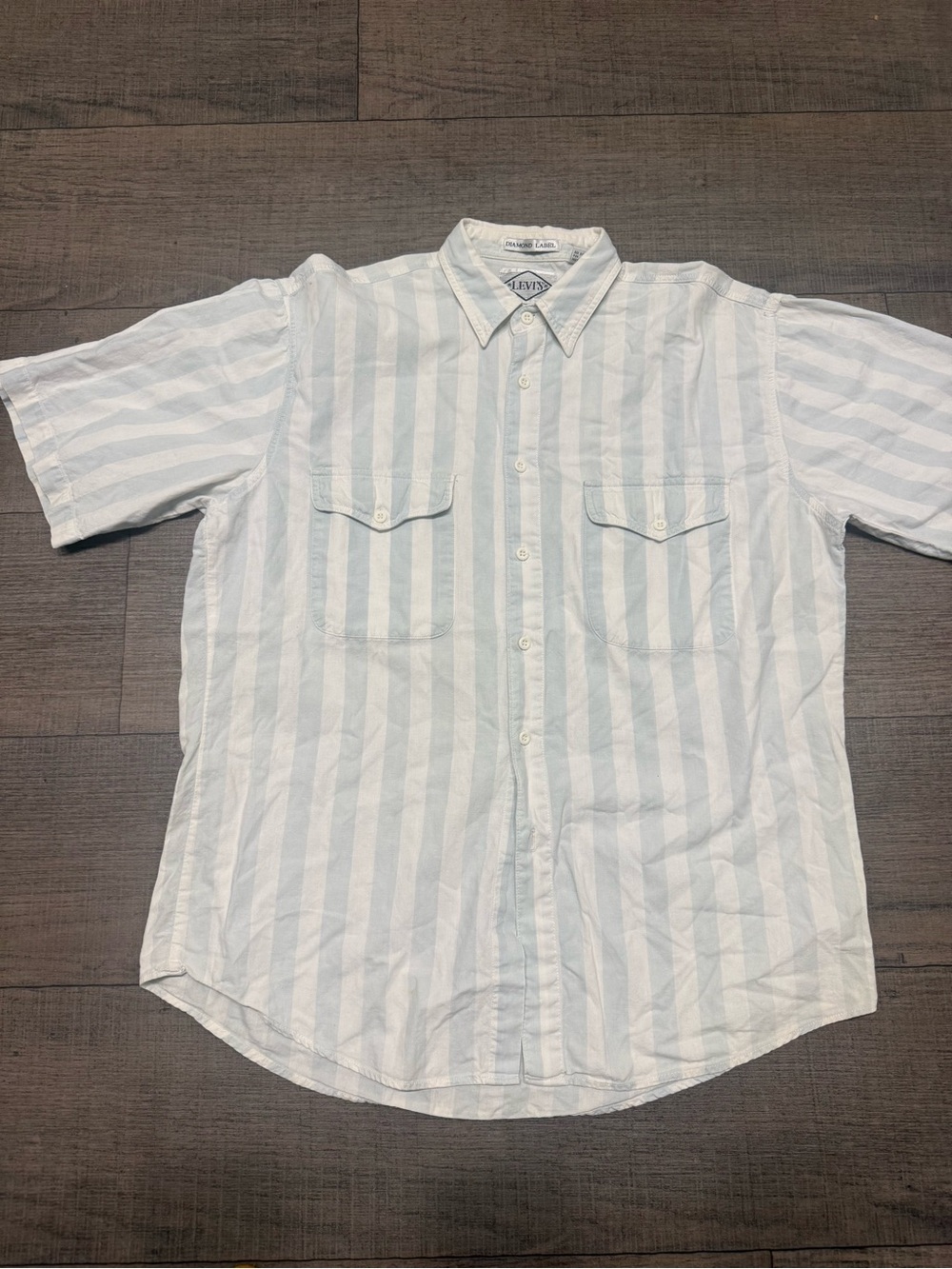 Levi's Light Blue & White Vertical Stripe Short Sleeve Button-Up Shirt
